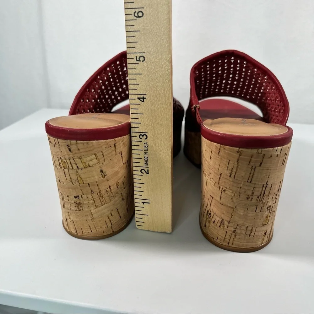 NWOT Wonderly Halo Red Woven Mules Sandals Office Chunky Boho Block Heel Shoes